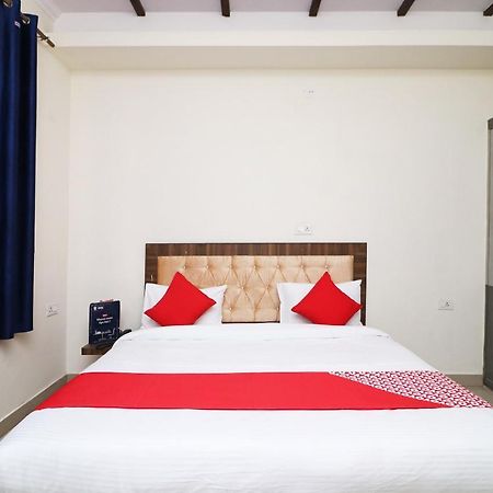 Oyo Flagship 28755 Hotel 9 Palm Rājpur 外观 照片