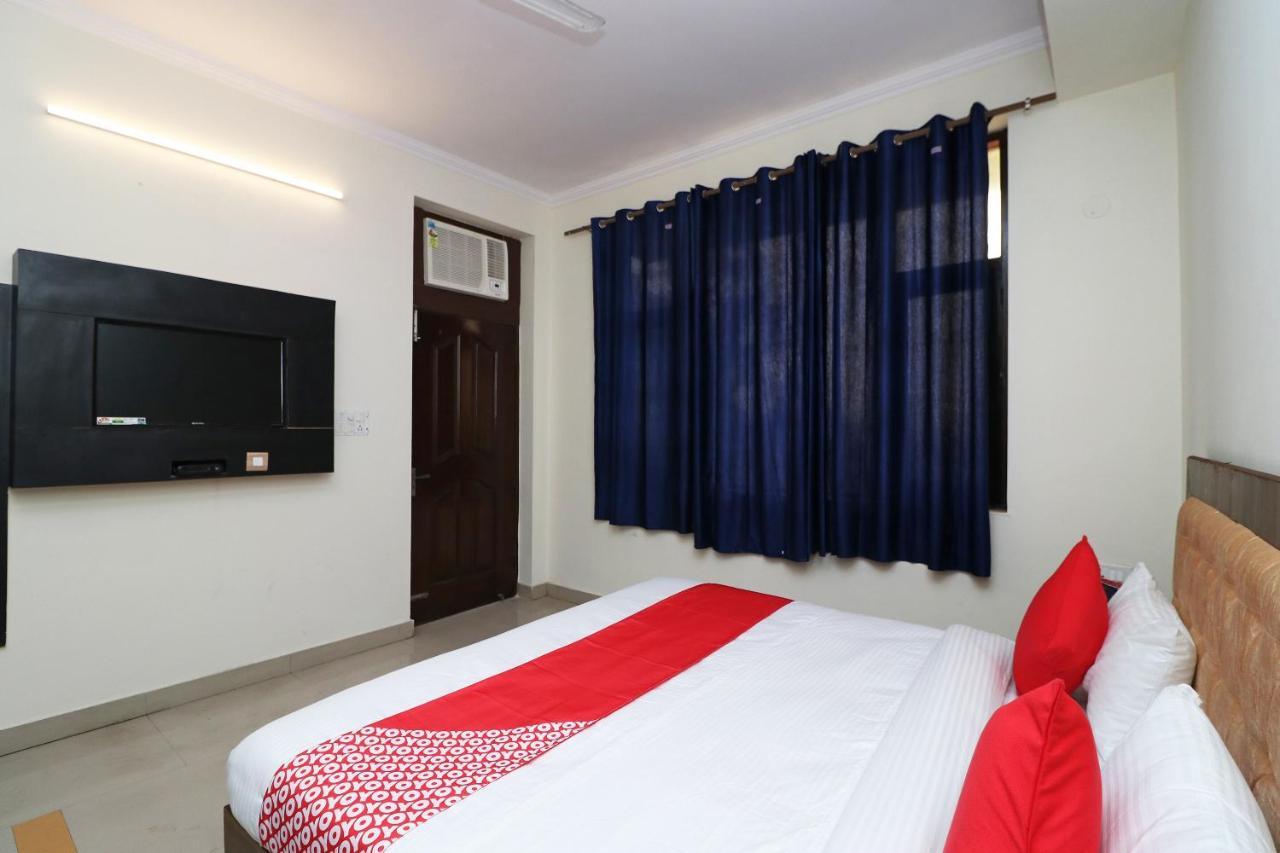 Oyo Flagship 28755 Hotel 9 Palm Rājpur 外观 照片