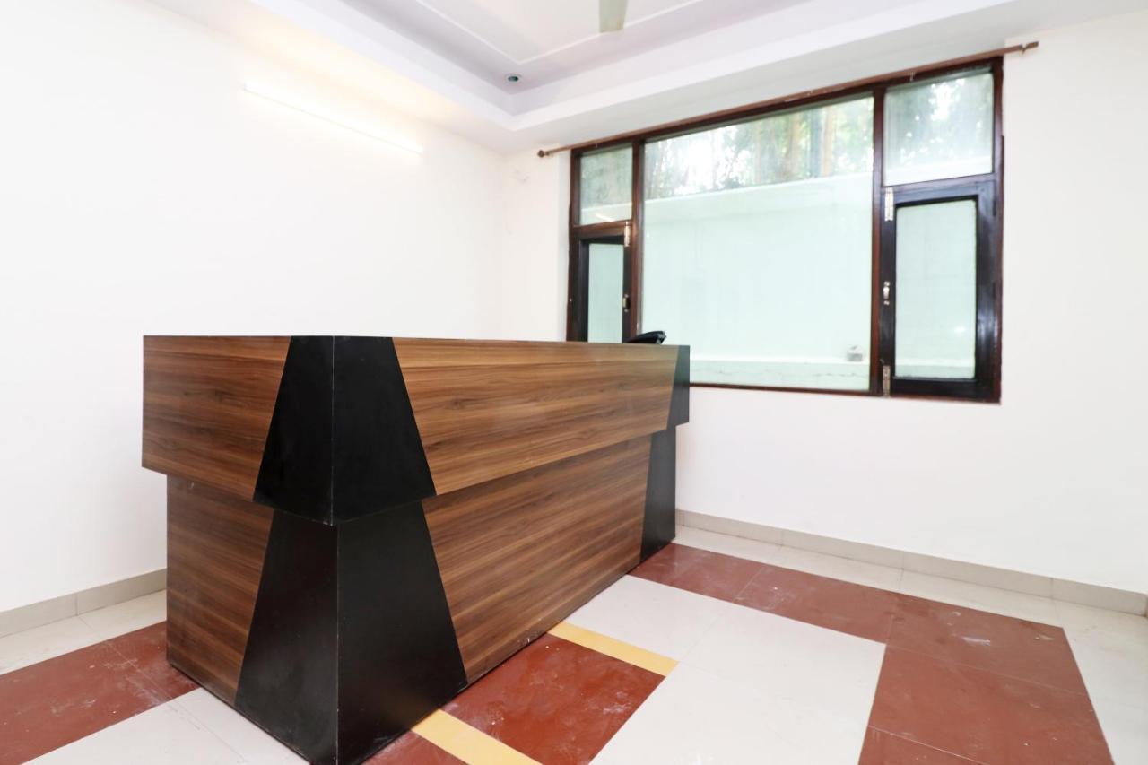 Oyo Flagship 28755 Hotel 9 Palm Rājpur 外观 照片