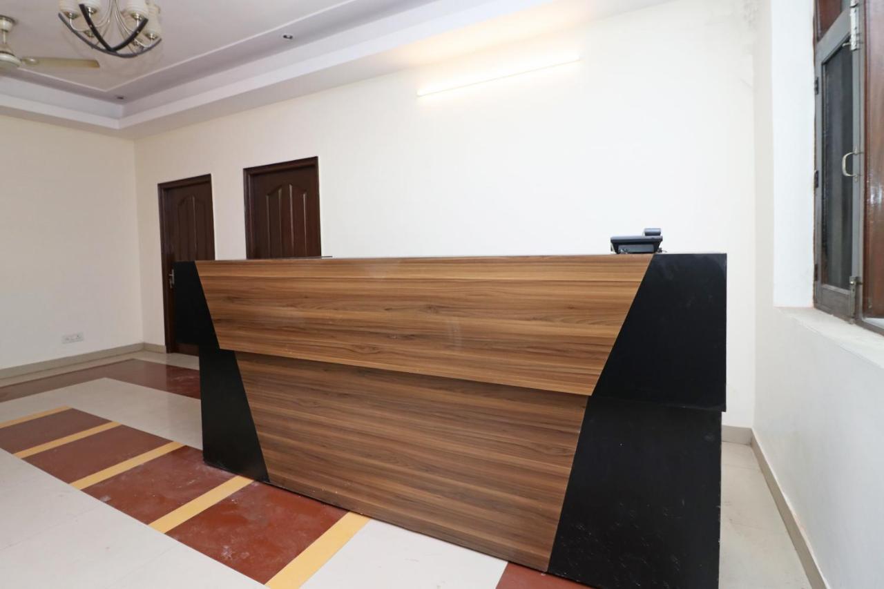 Oyo Flagship 28755 Hotel 9 Palm Rājpur 外观 照片